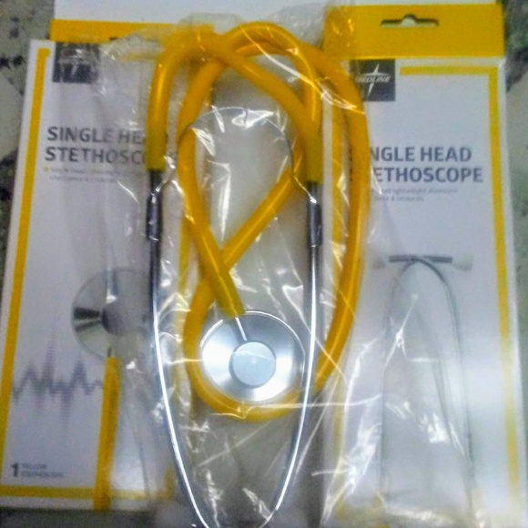 9 new MedLine single use Stethescopes - Picture 3 of 3